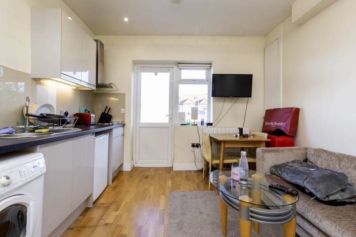 Modern Apartment Hendon Way, Cricklewood 